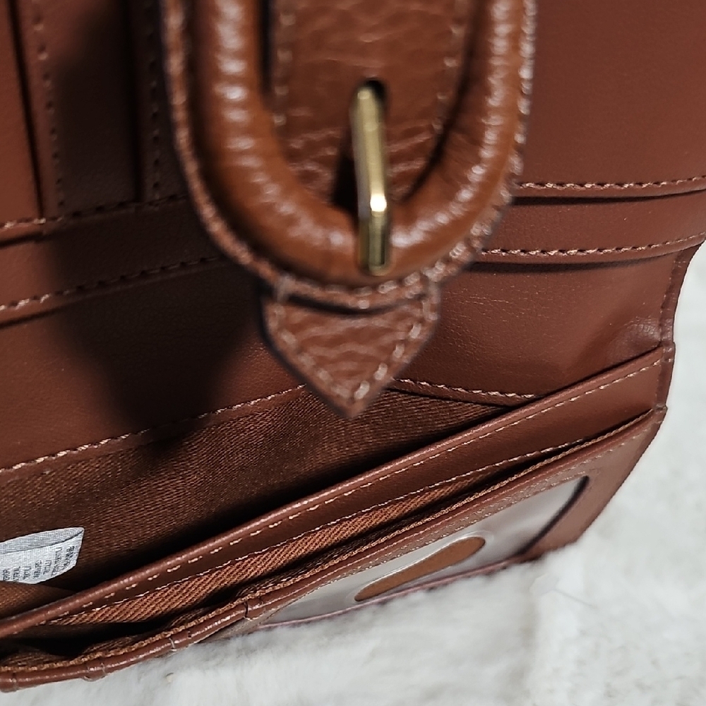 Fossil Harwell Medium Leather Tab Wallet - Picture 10 of 16